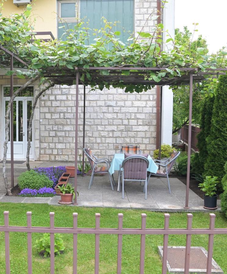 Apartman Simovic Требинє Екстер'єр фото